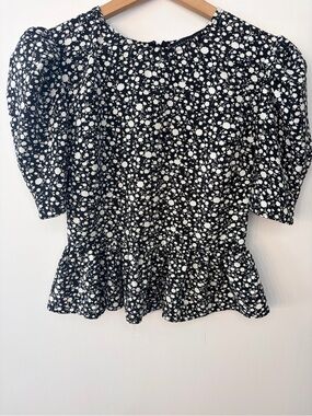 English Factory Women’s Black and White Ditsy Floral Peplum Top, Size Small